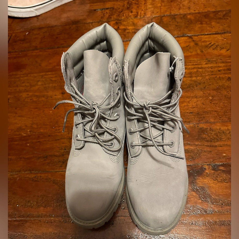 Grey timberlands